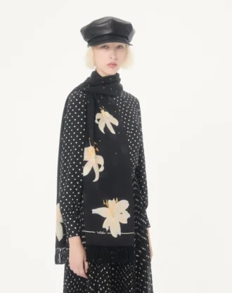 Apres L’Hiver Lilium Seidenschal