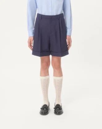 Bermudashorts aus Wollgabardine mit Umschlag