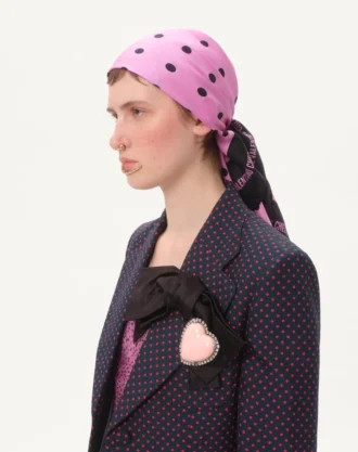 Chez Valentino Seidenschal