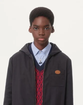 Nylon-Kapuzenjacke mit Vlogo-Patch