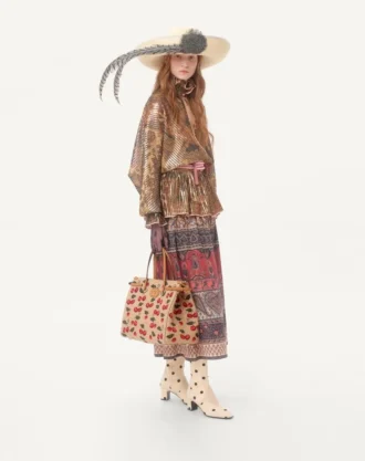 Valentino Garavani Antibes Medium Shopping Bag aus Jacquard-Raffia mit Cherryfic-Motiv