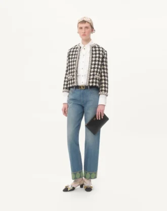 Vlogo Signature Clutch aus genarbtem Kalbsleder