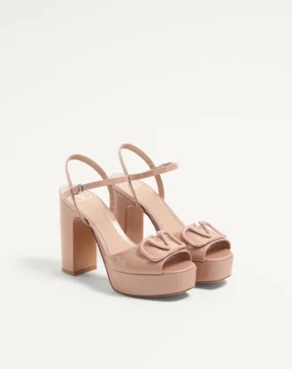 VLogo Signature Plateausandale aus Lackleder 115 mm